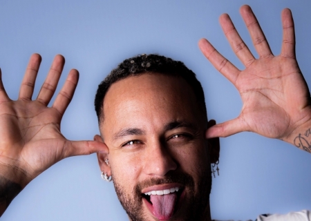 Neymar é registrado na CBF e tem caminho livre para reestreia no Santos