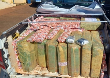Picape furtada é apreendida com 670 kg de maconha em Dourados