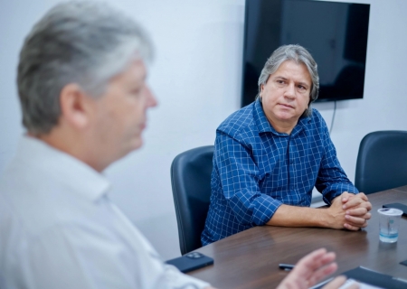 Deputado Caravina discute com Secretário Jaime Verruck investimentos para o Vale da Celulose no MS