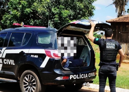 Homem é preso após ameaçar vítima enquanto ela buscava ajuda na Delegacia de Polícia em Deodápolis