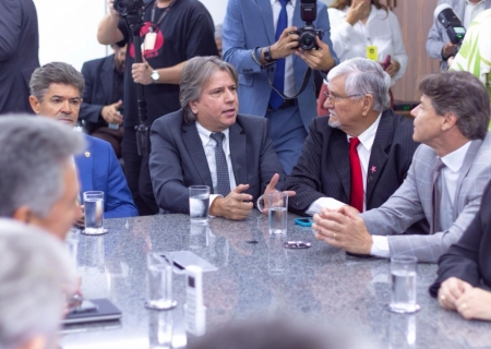 Deputado Caravina cobra aumento do efetivo policial em reunião sobre combate ao feminicídio