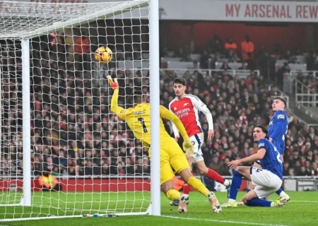 Premier League pode introduzir tecnologia de impedimento semiautomática