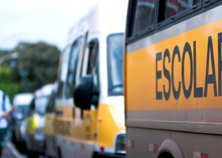 Transporte escolar da rede municipal de ensino é tema de requerimento do vereador Dito Machado