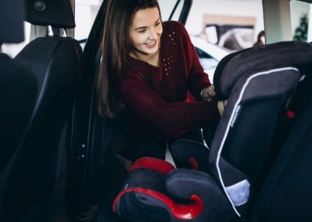 Lei da Cadeirinha infantil nos carros mudou: veja regras