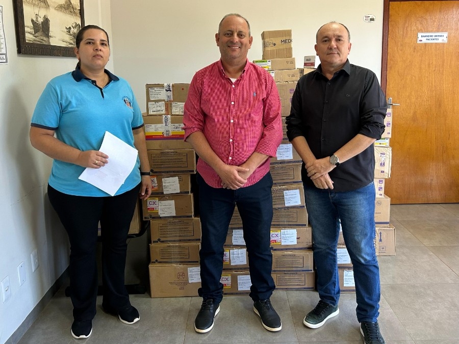 Lote de medicamentos avaliado em R$ 123 mil chega em Taquarussu
