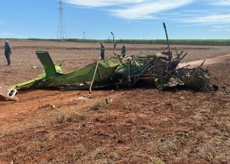 Piloto morre em queda de avião agrícola no interior de São Paulo