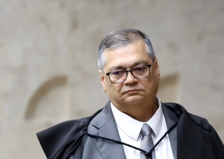 Solução para orçamento secreto está “muito longe do ideal”, diz Dino