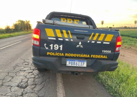 Em Itaquiraí, polícia recupera caminhonete roubada no Paraná