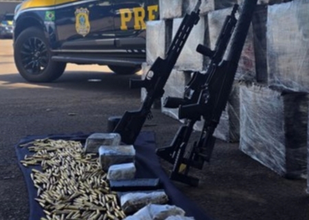 PRF apreende 314 kg de maconha, fuzis e munições em Campo Grande