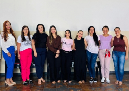 Ação social no Cras de Batayporã presenteia 63 mulheres com dia de beleza