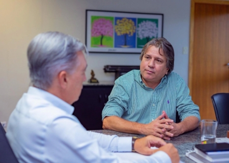 Deputado Caravina solicita pagamento de indenização por plantões aos policiais civis