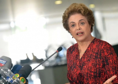 Dilma continua à frente do Banco do Brics por mais 5 anos
