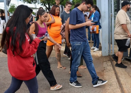 Enem: candidato deve justificar ausência em 2024 para ter isenção