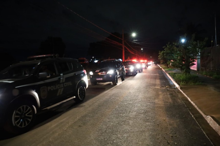 Durante operação contra o tráfico em Jardim, polícia prende 12 e apreende 5 adolescentes