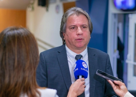 Caravina cobra da Sejusp estrutura digital para emissão de Identidade em todos os municípios de MS