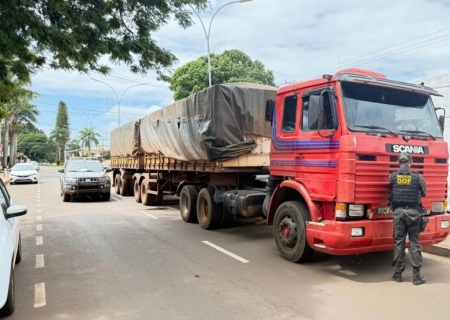 DOF apreende 200 pneus em carreta que seguia para o Mato Grosso