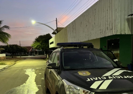 Polícia Civil cumpriu 75 ordens judiciais contra facção criminosa que movimentou mais de R$ 50 milhões com o tráfico no MT