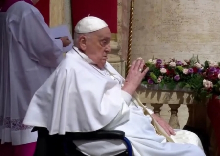 Papa Francisco pede cessar-fogo em Gaza em breve aparição na Páscoa