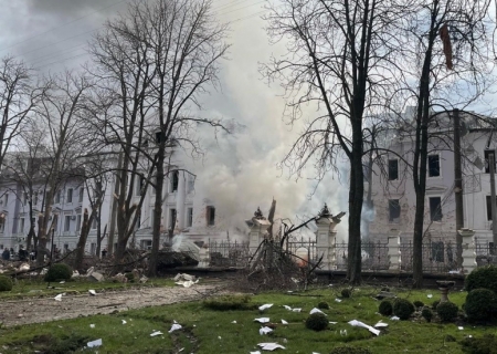 Mísseis russos deixam 32 mortos na Ucrânia; Zelensky pede 'resposta forte do mundo'