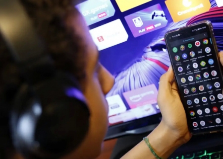 Governo buscará retomar pauta de regulação das redes no Congresso