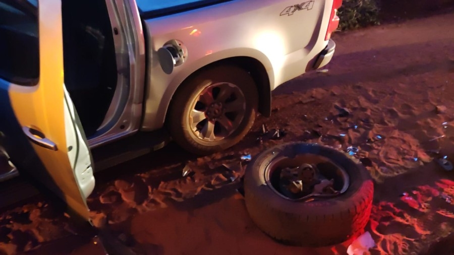Mulher fica ferida após colisão envolvendo dois veículos em uma estrada vicinal na região de Batayporã