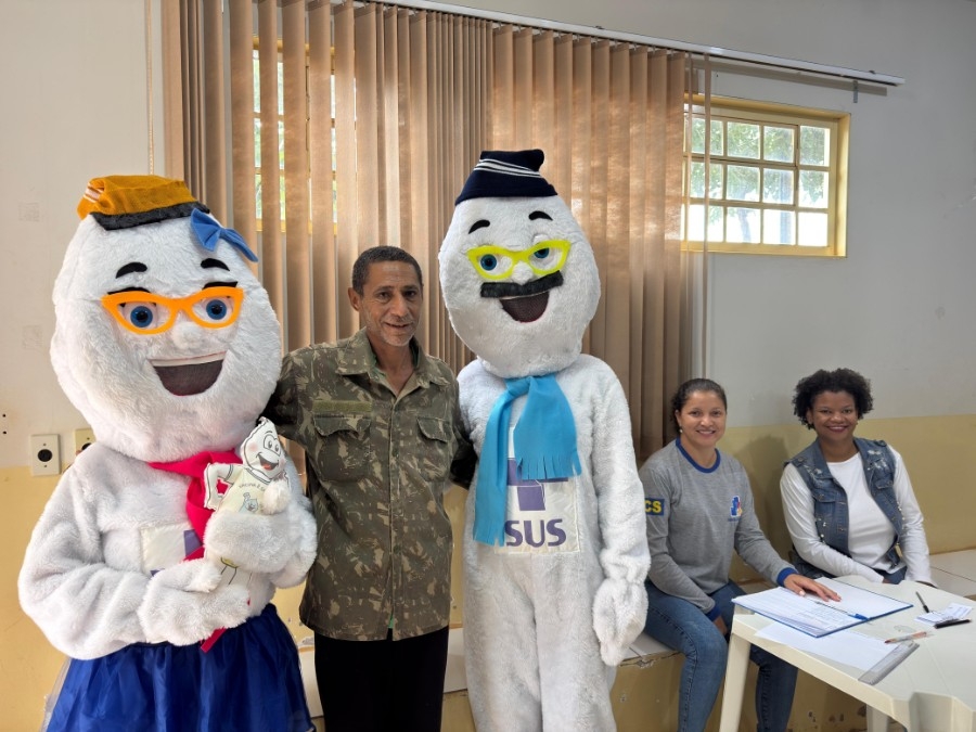 Com 'Vovô e Vovó Gotinha', Batayporã realiza Dia D de Vacinação contra a Gripe e reforça continuidade da campanha