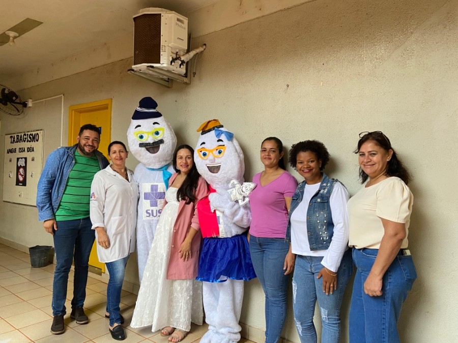 Com 'Vovô e Vovó Gotinha', Batayporã realiza Dia D de Vacinação contra a Gripe e reforça continuidade da campanha