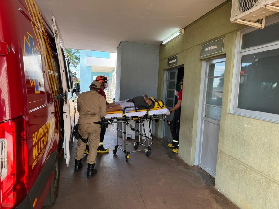 Caminhoneiro fica ferido em colisão na BR-376 em Nova Andradina