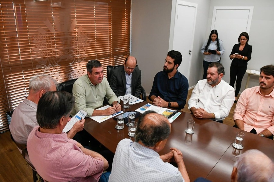 Deodápolis apresenta projeto para asfalto e drenagem do distrito de Porto Vilma