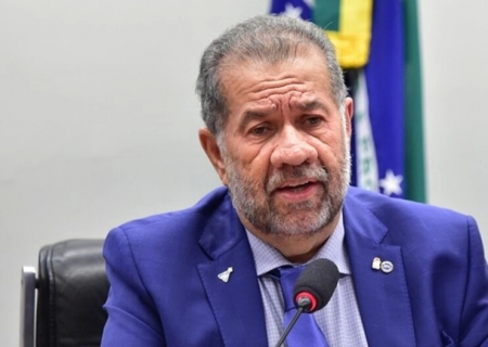 Lupi pede demissão do Ministério da Previdência