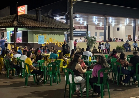 Edição especial da Feira Artes e Sabores atraiu grande público em Batayporã