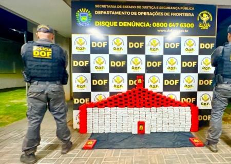 DOF encontra carga de cocaína avaliada em R$ 18 milhões em fundo falso de carreta em Dourados