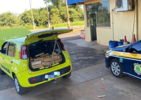 Uno carregado com skunk e maconha é apreendido pela PRF em Nova Alvorada do Sul