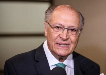 'Próximo pagamento do INSS já poderá ter ressarcimento', diz Alckmin