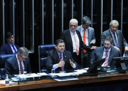 Senado aprova PEC que inclui guarda municipal na segurança pública