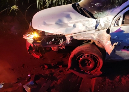 Mulher fica ferida após colisão envolvendo dois veículos em uma estrada vicinal na região de Batayporã