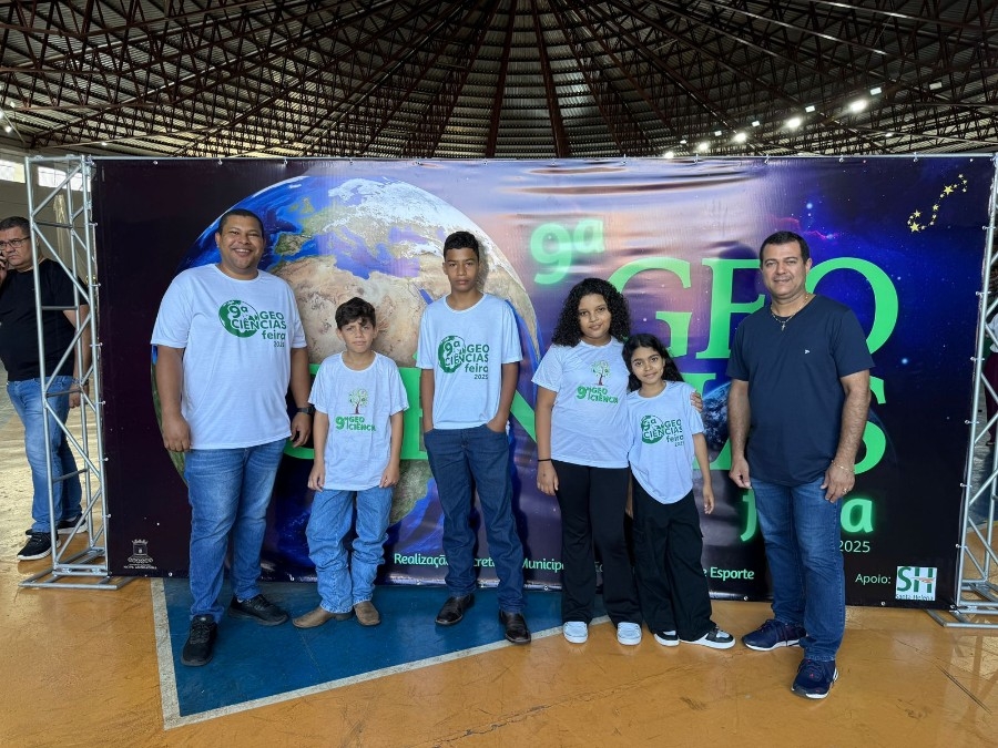 Escola Municipal Luiz Cláudio Josué brilha na 9ª edição da GeoCiências com projetos inovadores e engajamento estudantil