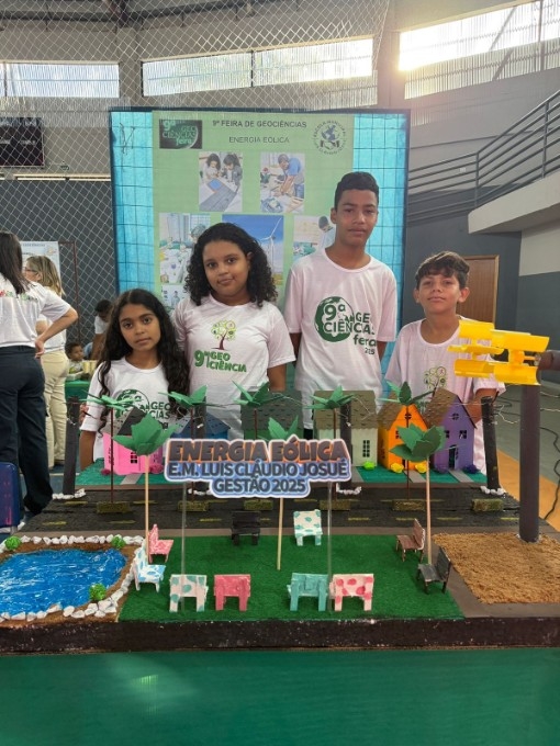 Escola Municipal Luiz Cláudio Josué brilha na 9ª edição da GeoCiências com projetos inovadores e engajamento estudantil