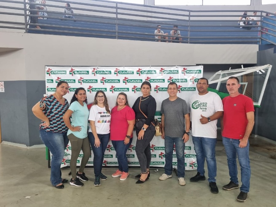 Escola Municipal Luiz Cláudio Josué brilha na 9ª edição da GeoCiências com projetos inovadores e engajamento estudantil