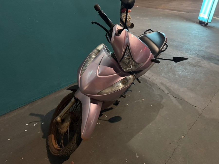 Motociclista fica ferido ao colidir em picape em cruzamento palco de vários acidentes no Jardim Universitário