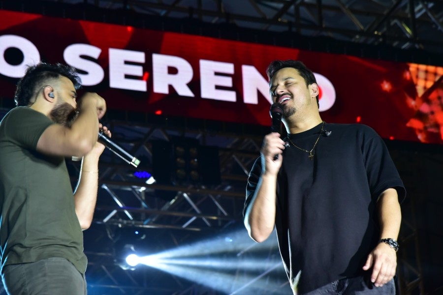 Tradição e vibração: quadrilhas e sertanejo de Clayton e Romário agitam a abertura da Festa do Sereno