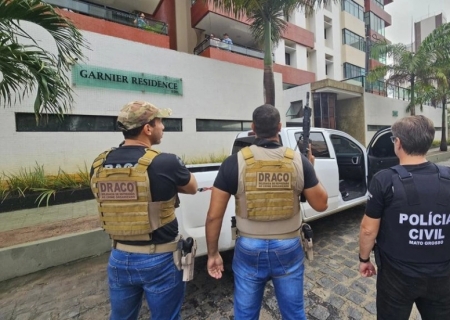 Polícia Civil prende cerca de 100 pessoas envolvidas em crimes em MT; líderes de facção, golpistas e foragidos estão entre os alvos