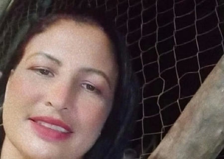 Mulher é morta com golpe de facão dentro quitinete em Costa Rica