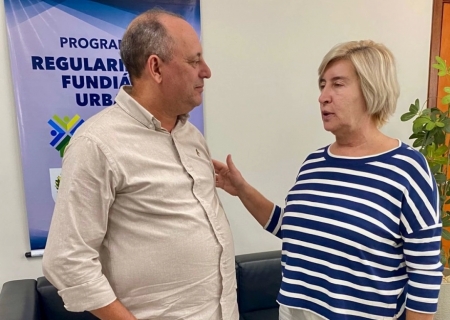 Prefeito Clóvis do Banco busca recursos para novas moradias em Taquarussu