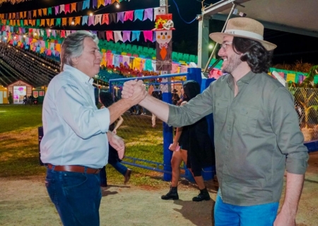 Caravina prestigia abertura da Festa do Sereno e destaca investimentos em Batayporã