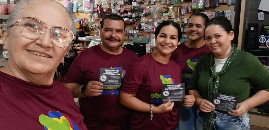 Agentes de Batayporã realizam ação educativa sobre prevenção de acidentes com escorpiões