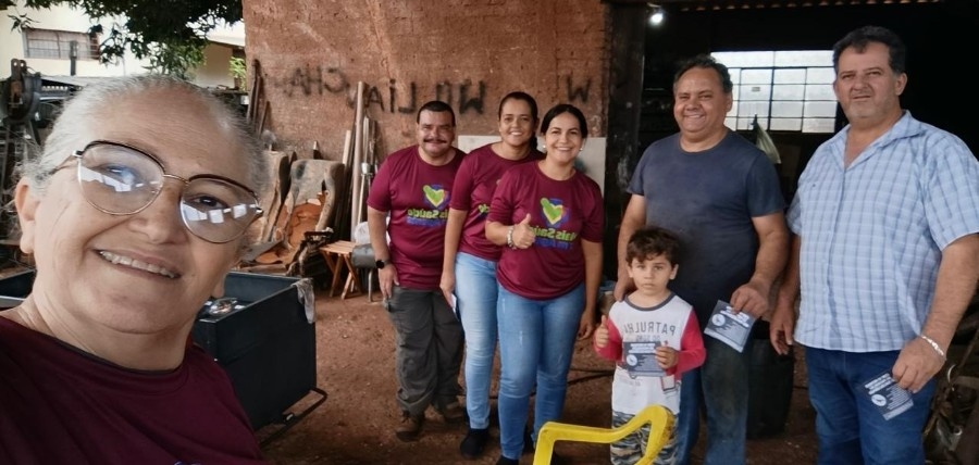 Agentes de Batayporã realizam ação educativa sobre prevenção de acidentes com escorpiões