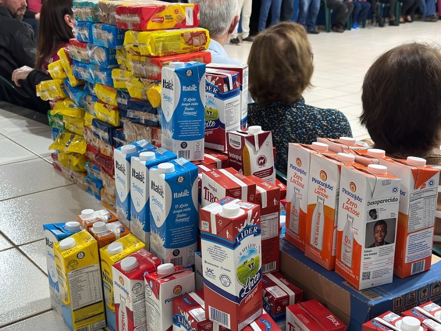Bailinho beneficente do Conviver de Batayporã arrecada doações para o Hospital do Amor