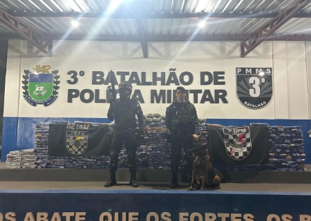 PM apreende quase 1 ton de drogas escondidas em plataformas de colheitadeiras em Dourados