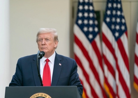 Trump ameaça países que se alinhem ao Brics com tarifa de 10%